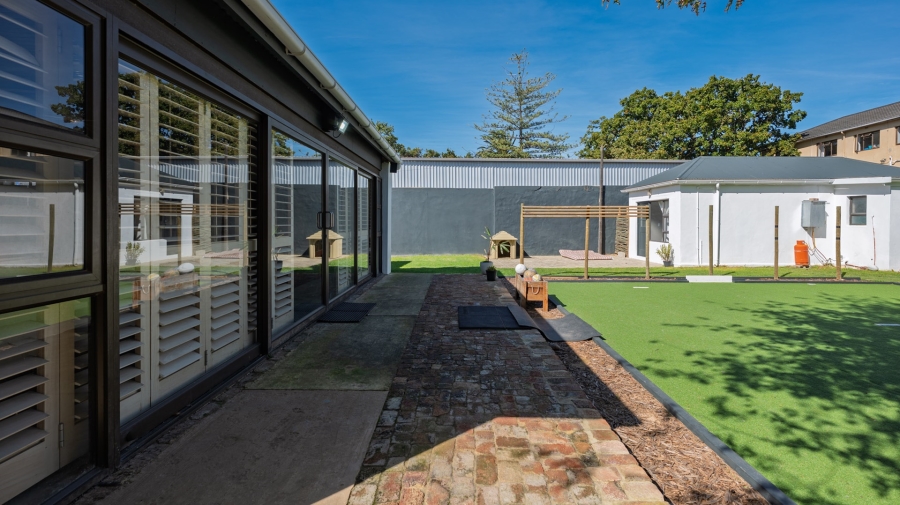 5 Bedroom Property for Sale in Bredasdorp Western Cape